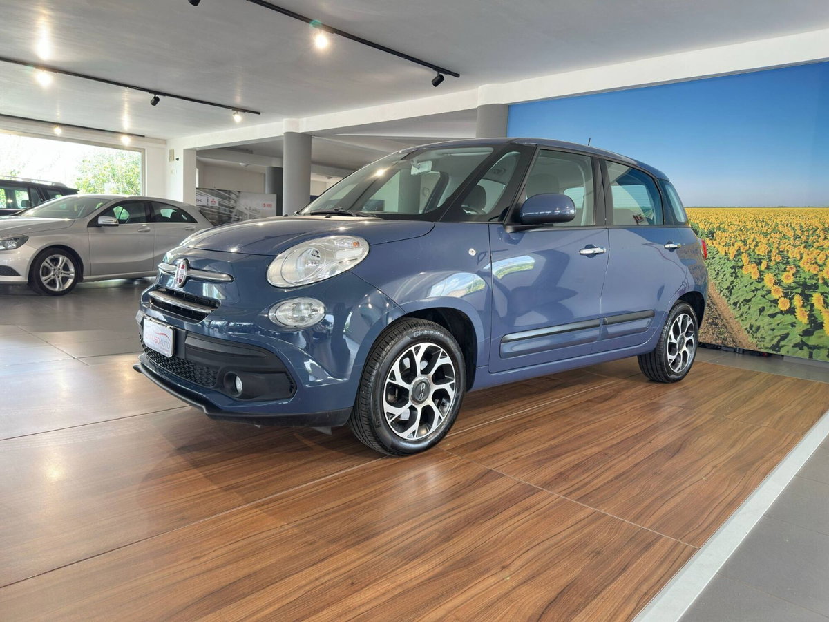 Fiat 500L Living 1.6 Multijet 120 CV Business (2)