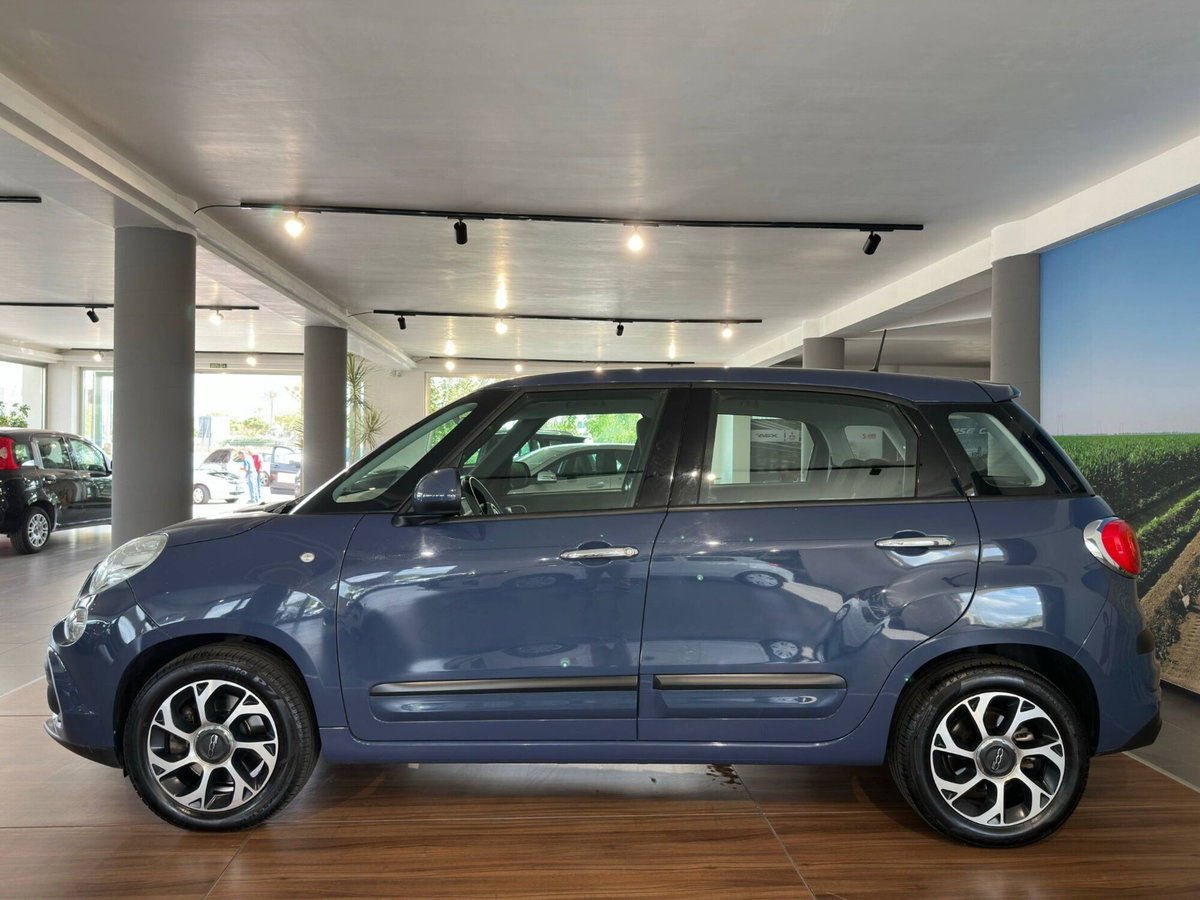Fiat 500L Living 1.6 Multijet 120 CV Business (4)