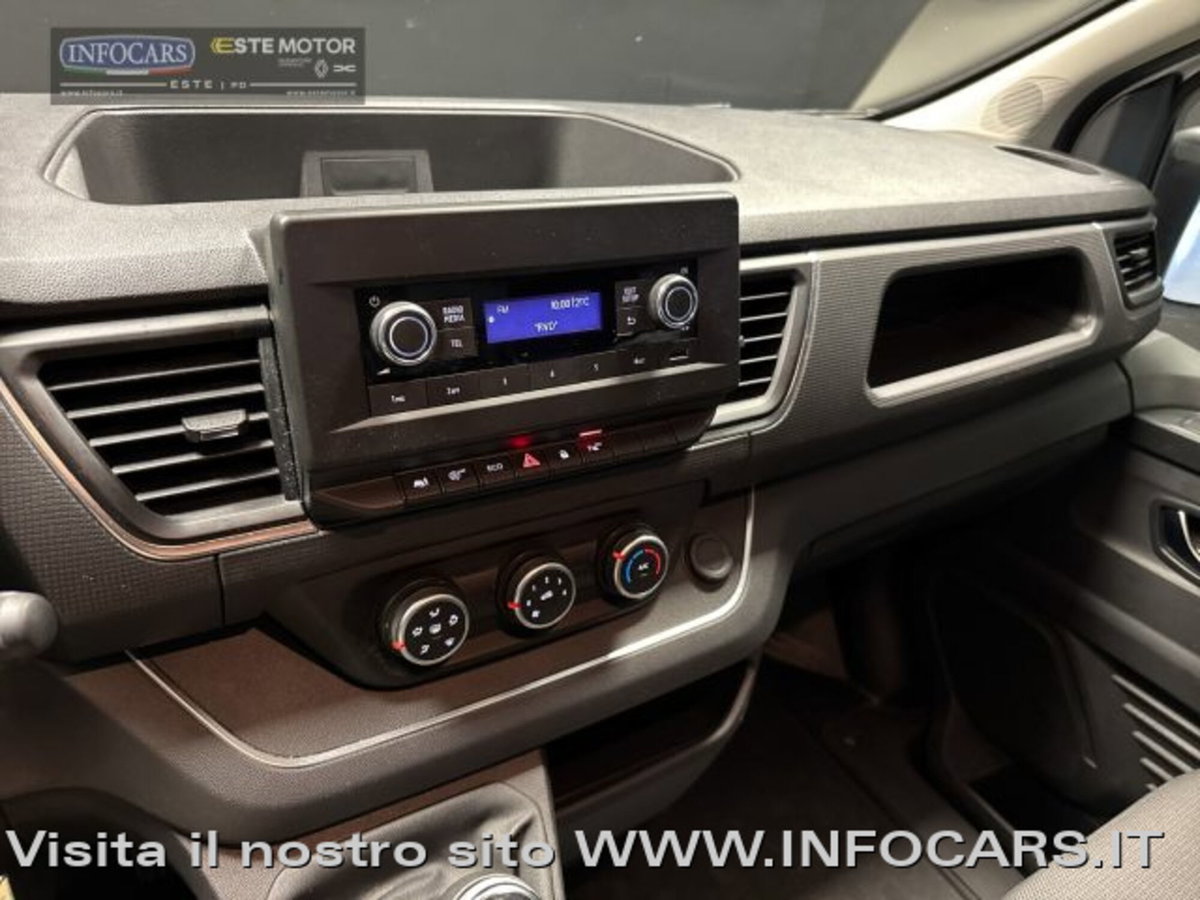 Nissan Primastar 2.0 dCi 110CV PL-TN Bus (16)