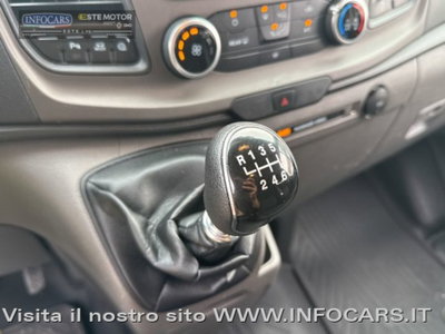 Ford Transit Custom Furgone 320 2.0 EcoBlue PL Combi Trend (18)