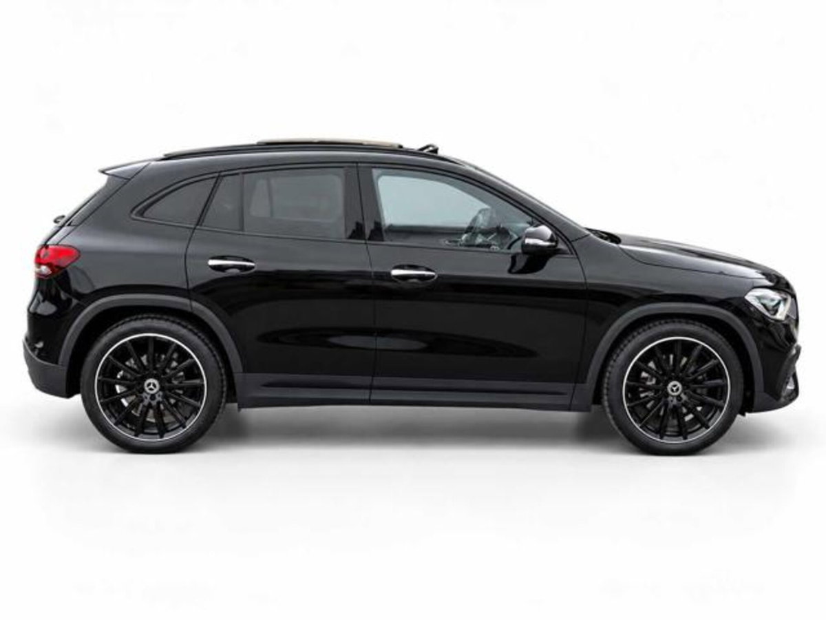 Mercedes-Benz GLA SUV 200 d Automatic Premium (3)
