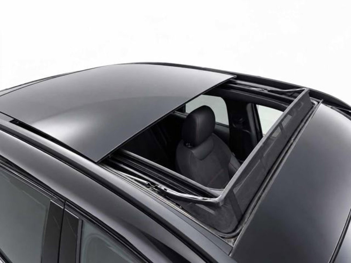 Mercedes-Benz GLA SUV 200 d Automatic Premium (5)