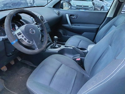 Nissan Qashqai 1.5 dCi DPF Tekna (9)