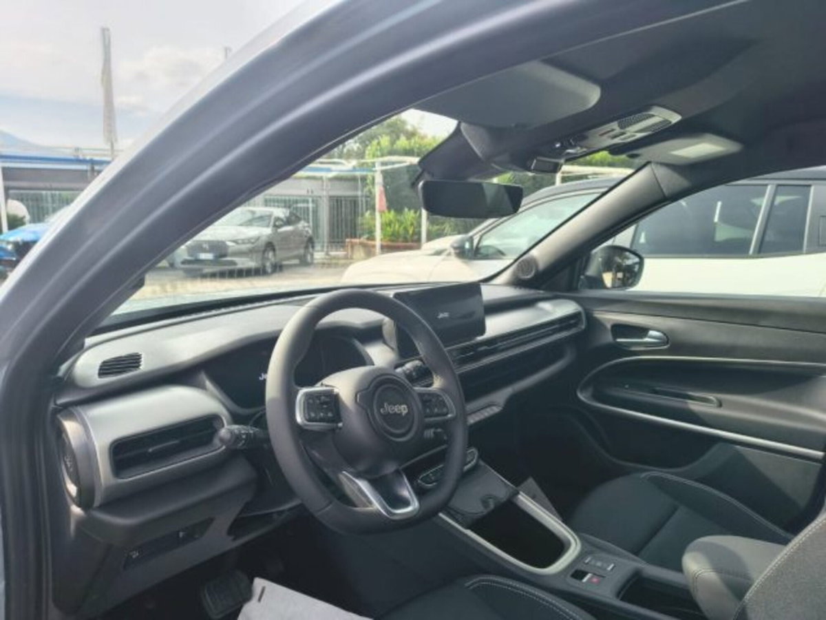 Jeep Avenger 1.2 turbo Summit fwd 100cv (7)
