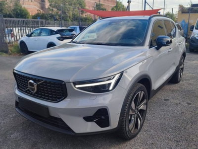 Volvo XC40 B3 automatico Ultimate Dark usata