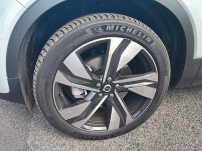 Volvo XC40 B3 automatico Ultimate Dark (19)