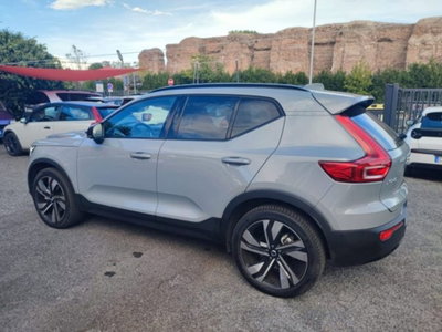 Volvo XC40 B3 automatico Ultimate Dark (8)