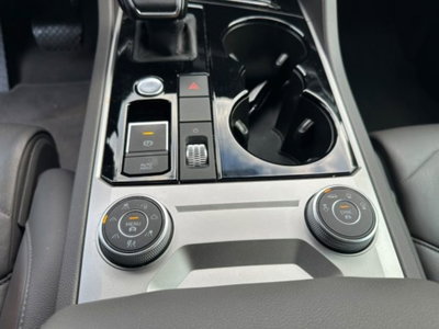 Volkswagen Touareg 3.0 V6 TDI SCR Atmosphere (16)