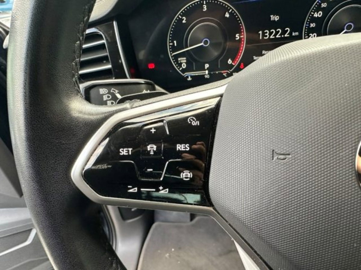 Volkswagen Touareg 3.0 V6 TDI SCR Atmosphere (17)