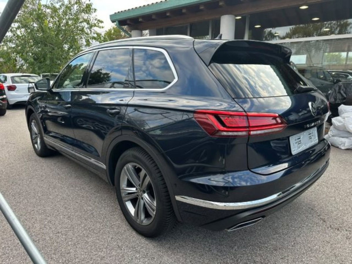 Volkswagen Touareg 3.0 V6 TDI SCR Atmosphere (5)