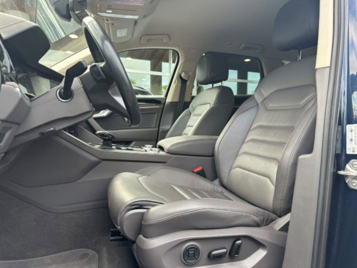 Volkswagen Touareg 3.0 V6 TDI SCR Atmosphere (9)