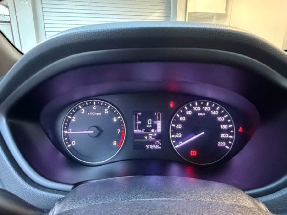 Hyundai i20 1.2 5 porte Classic (13)