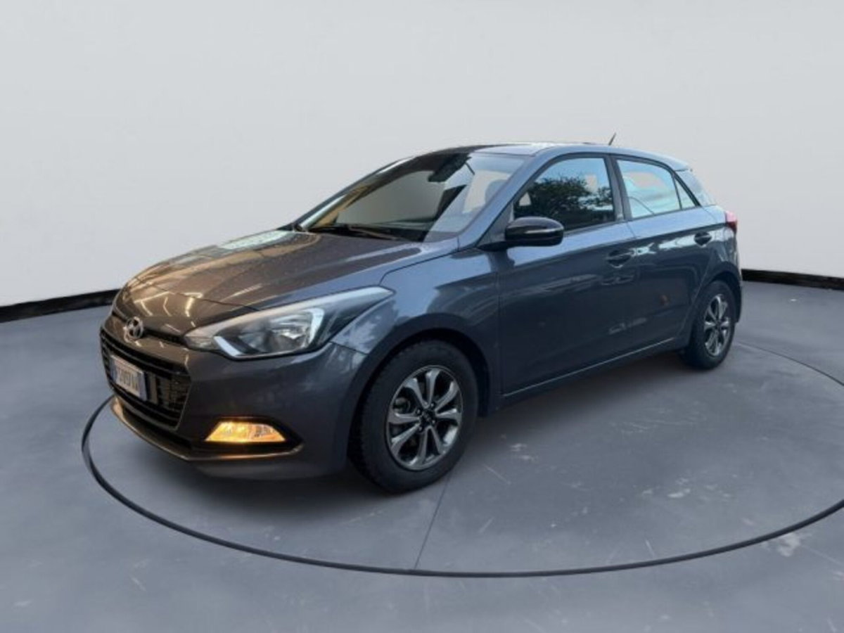 Hyundai i20 1.2 5 porte Classic (6)