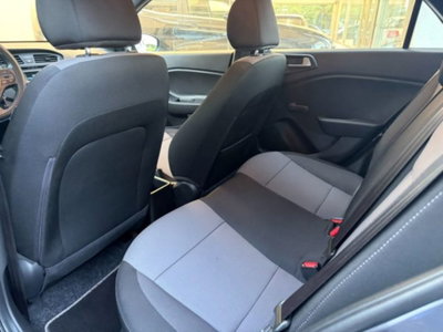 Hyundai i20 1.2 5 porte Classic (9)