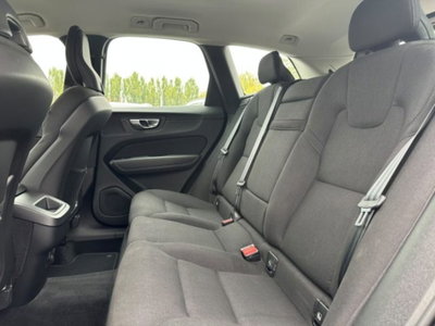 Volvo XC60 B4 (d) AWD Geartronic Momentum N1 (16)