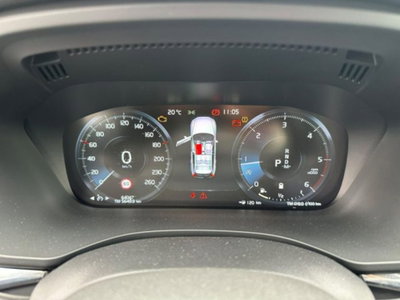 Volvo XC60 B4 (d) AWD Geartronic Momentum N1 (17)