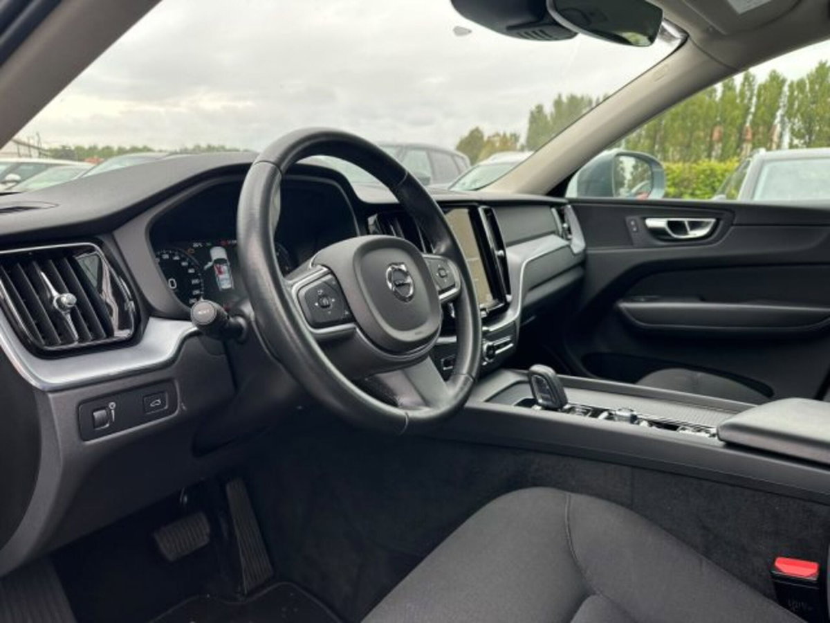 Volvo XC60 B4 (d) AWD Geartronic Momentum N1 (8)