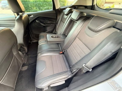 Ford Kuga 2.0 TDCI 150 CV S&S 4WD Titanium X (10)