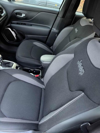 Jeep Renegade 1.6 Mjt 130 CV Limited (8)
