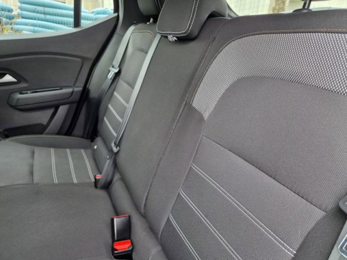 Dacia Sandero Stepway 1.0 TCe 90 CV Comfort (8)