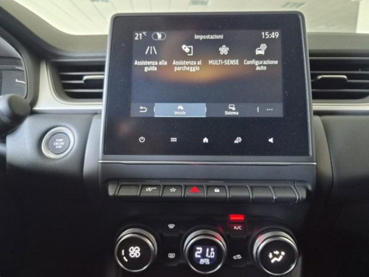 Renault Captur TCe 100 CV GPL Techno (11)