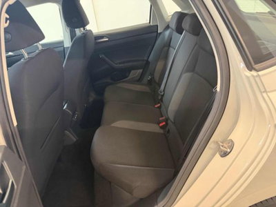 Volkswagen Polo 1.0 Life 80cv (9)