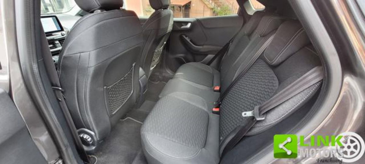Ford Puma 1.0 EcoBoost Hybrid 125 CV S&S aut. Titanium Design (6)
