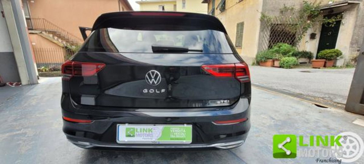 Volkswagen Golf 1.5 etsi Style 150cv dsg (5)