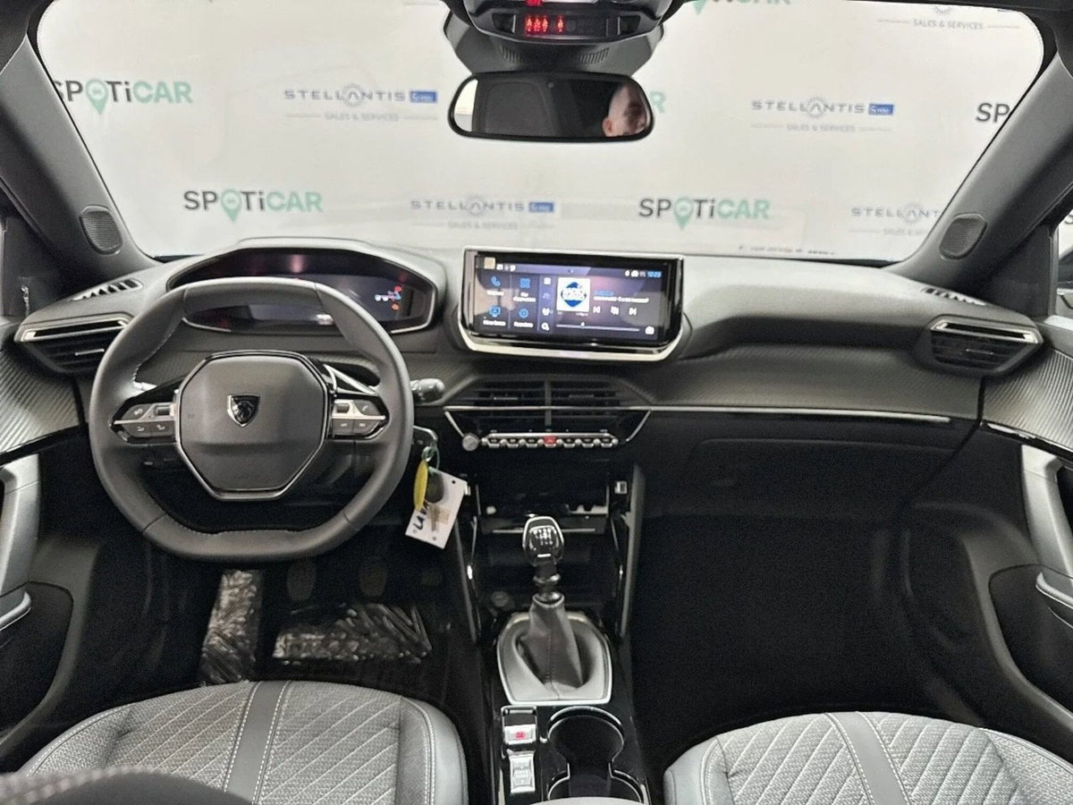 Peugeot 2008 1.2 puretech Allure s&s 100cv (11)