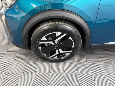 Peugeot 2008 1.2 puretech Allure s&s 100cv (7)
