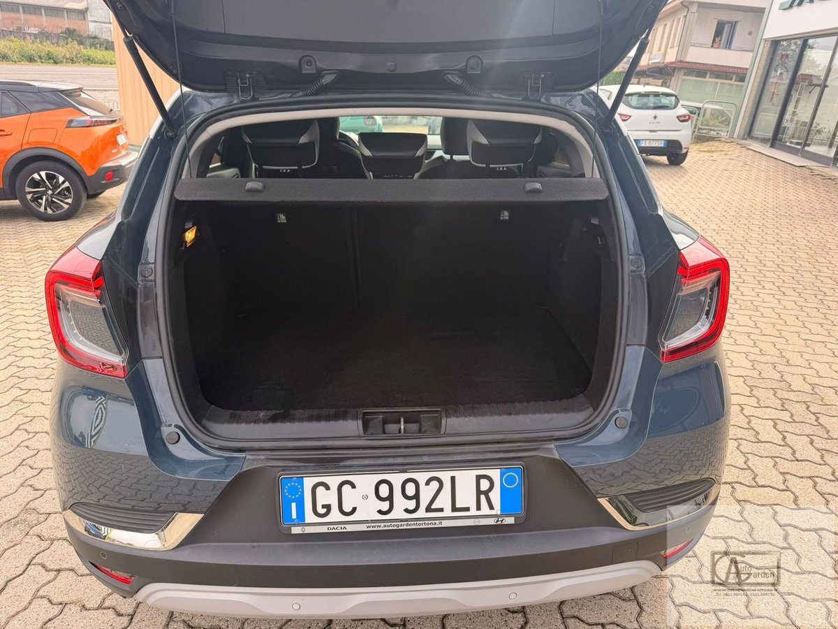 Renault Captur Plug-in Hybrid E-Tech 160 CV Intens (10)