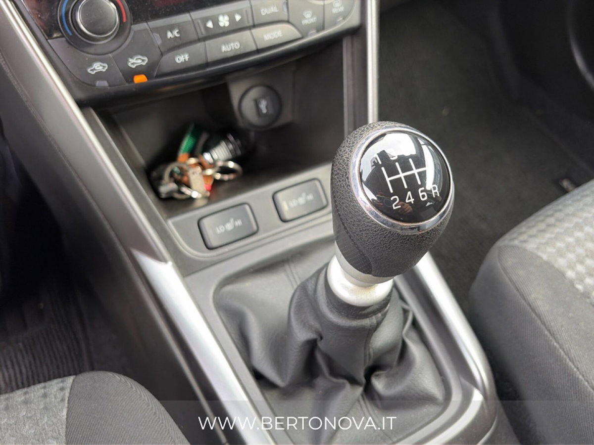 Suzuki S-Cross 1.4 Hybrid 4WD AllGrip A/T Starview (15)