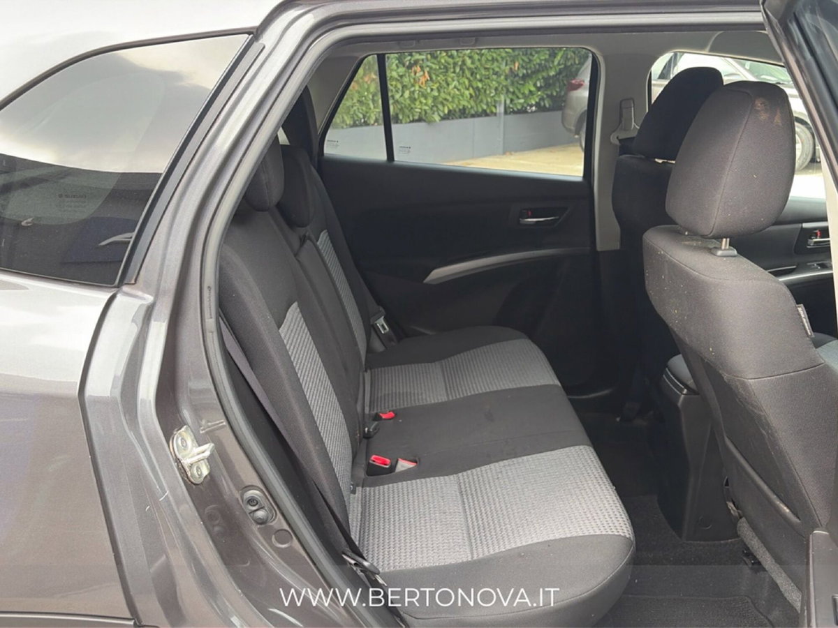 Suzuki S-Cross 1.4 Hybrid 4WD AllGrip A/T Starview (8)