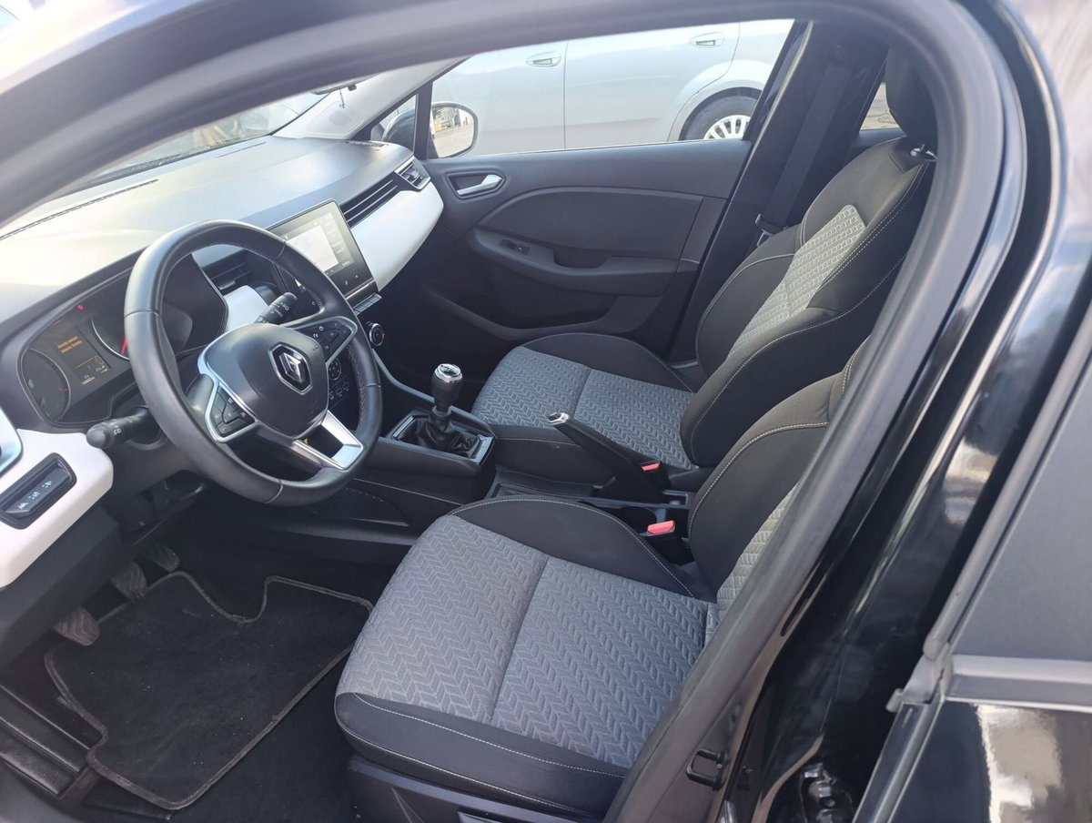 Renault Clio Blue dCi 100 CV 5 porte Evolution (5)