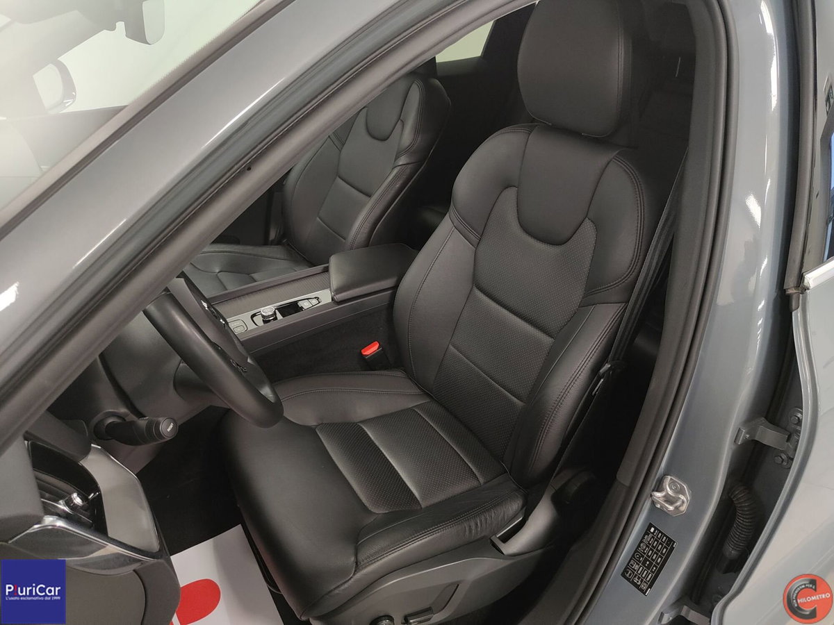 Volvo XC60 2.0 b4 Core auto (4)