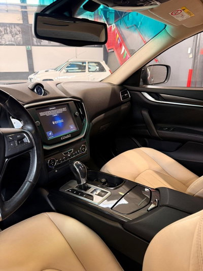 Maserati Ghibli Ghibli V6 Diesel 275 CV Gransport (17)