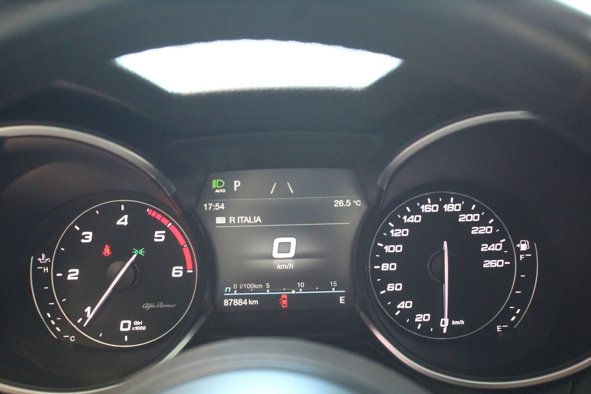 Alfa Romeo Stelvio 2.2 t Veloce Q4 210cv auto (13)
