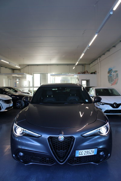 Alfa Romeo Stelvio 2.2 t Veloce Q4 210cv auto (2)