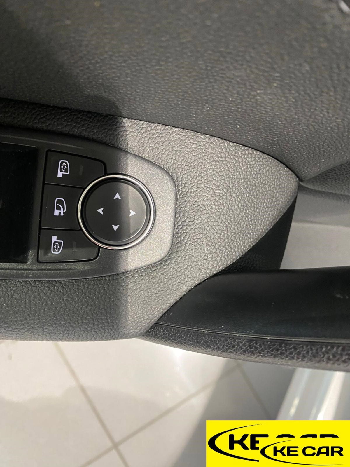 Renault Captur TCe 100 CV GPL Techno (15)