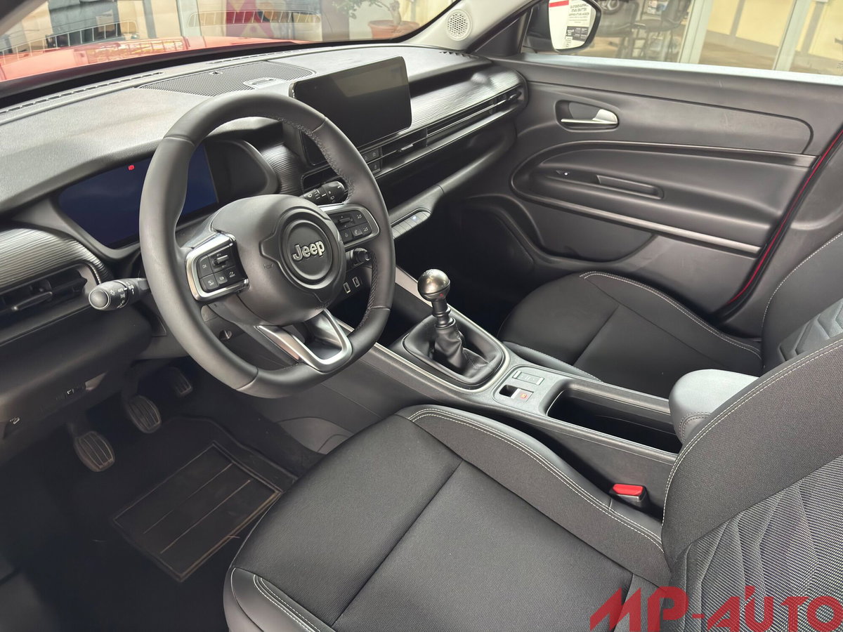 Jeep Avenger 1.2 turbo Altitude fwd 100cv (8)