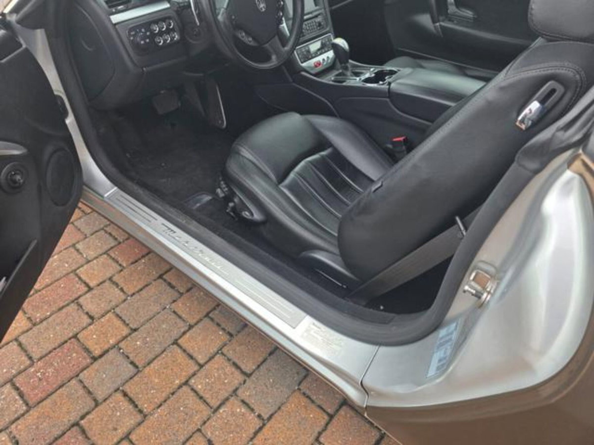 Maserati Granturismo GranTurismo 4.2 V8 (11)