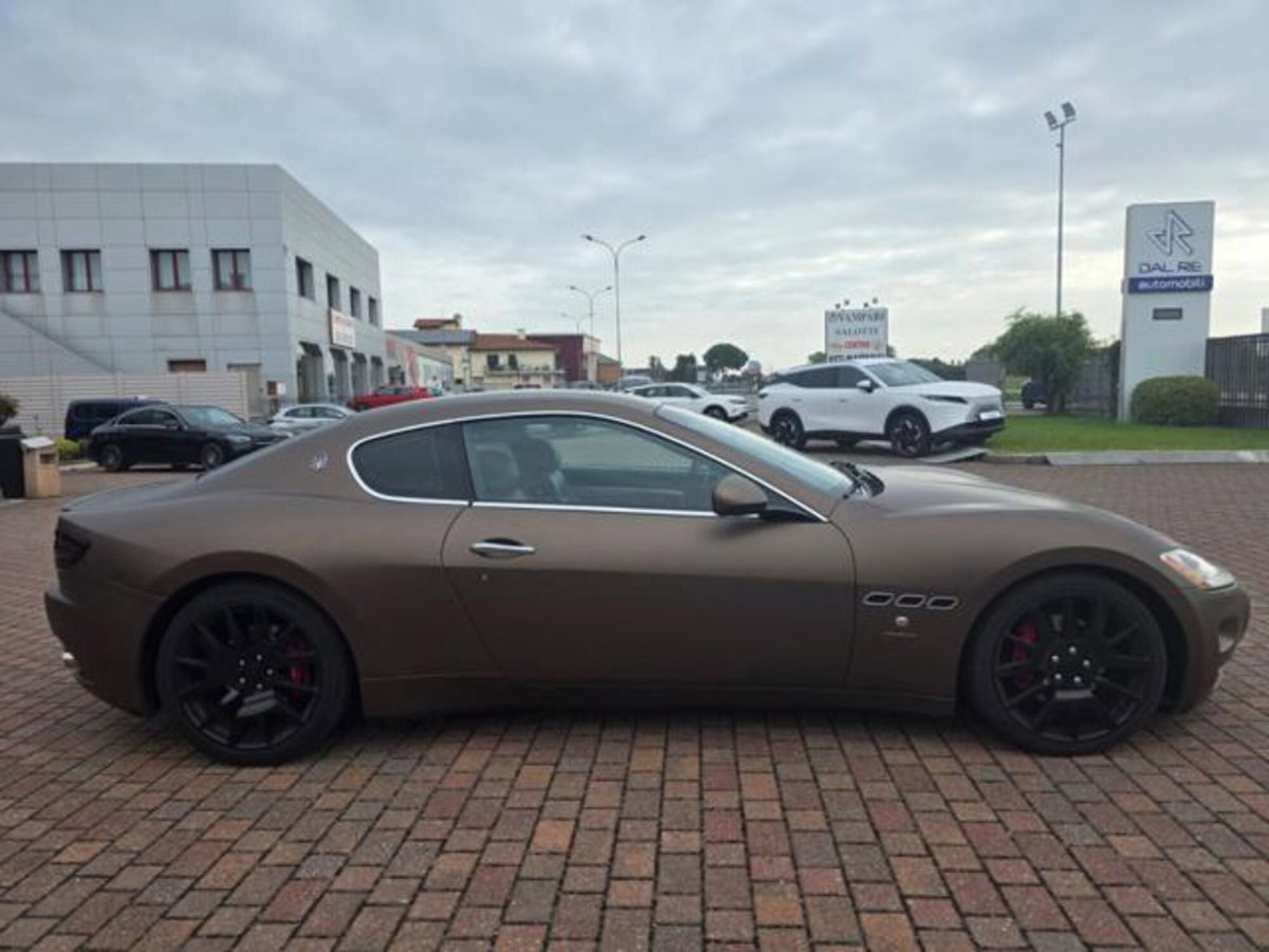 Maserati Granturismo GranTurismo 4.2 V8 (4)