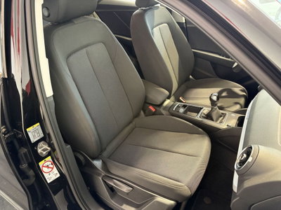 Audi Q2 Q2 30 TFSI Business (15)