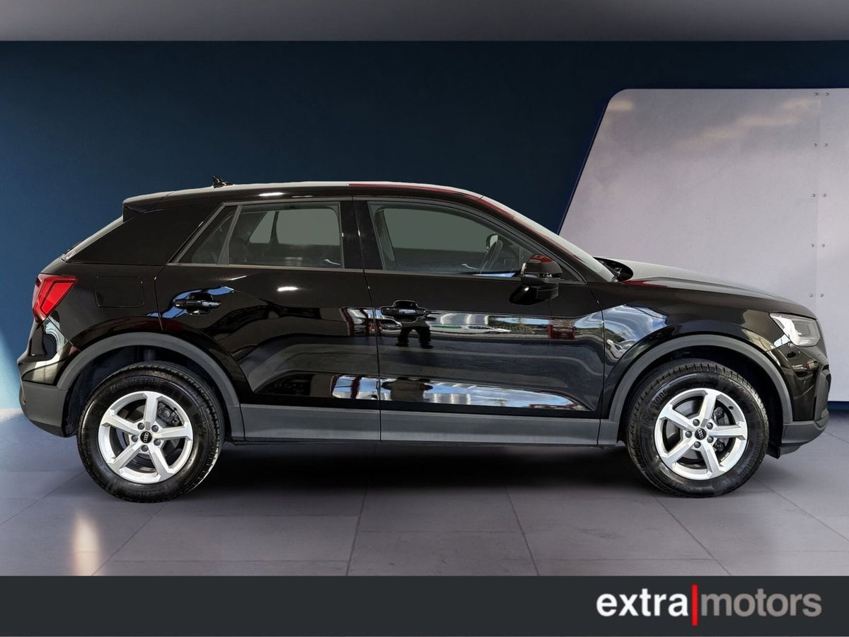 Audi Q2 Q2 30 TFSI Business (2)