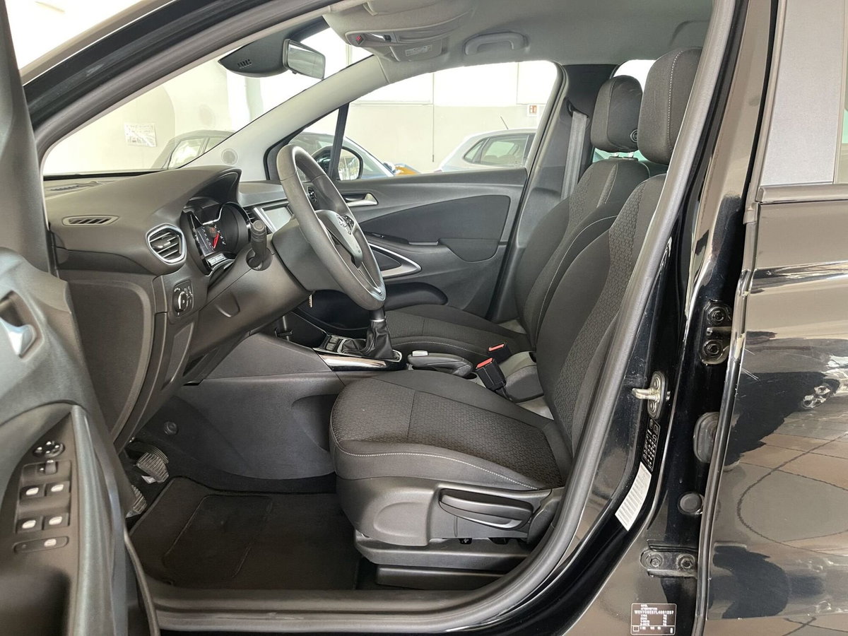 Opel Crossland X 1.2 12V Advance (10)