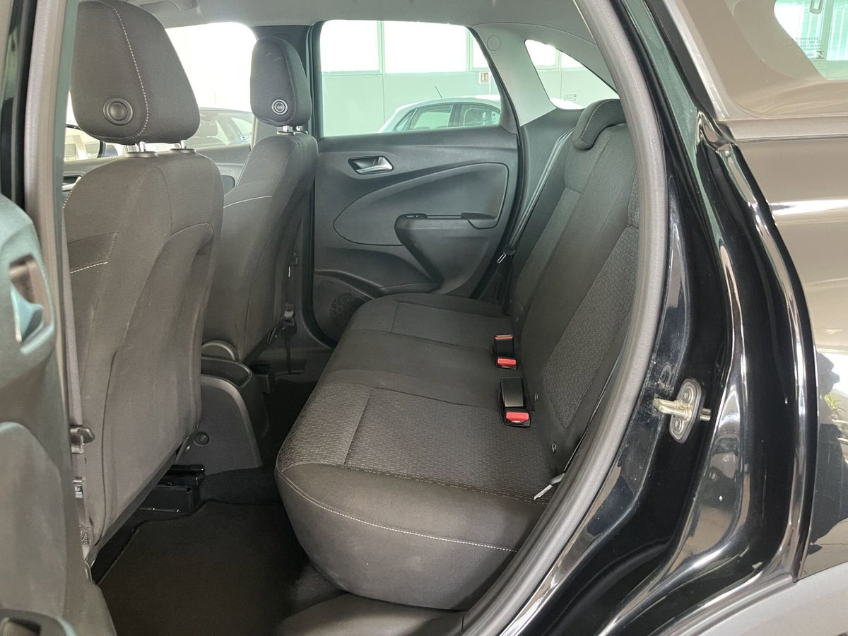 Opel Crossland X 1.2 12V Advance (11)