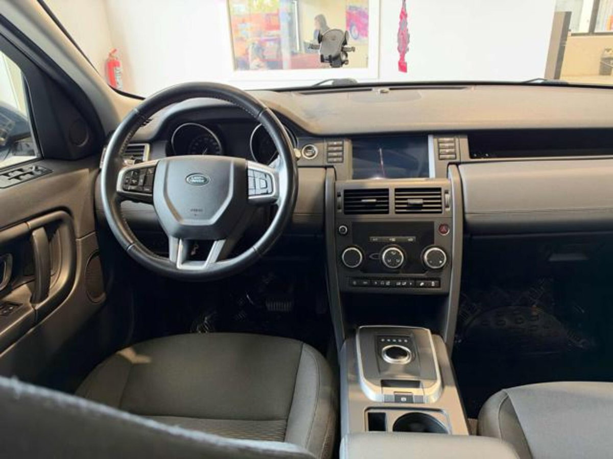Land Rover Discovery Sport 2.0 TD4 150 CV Pure (13)