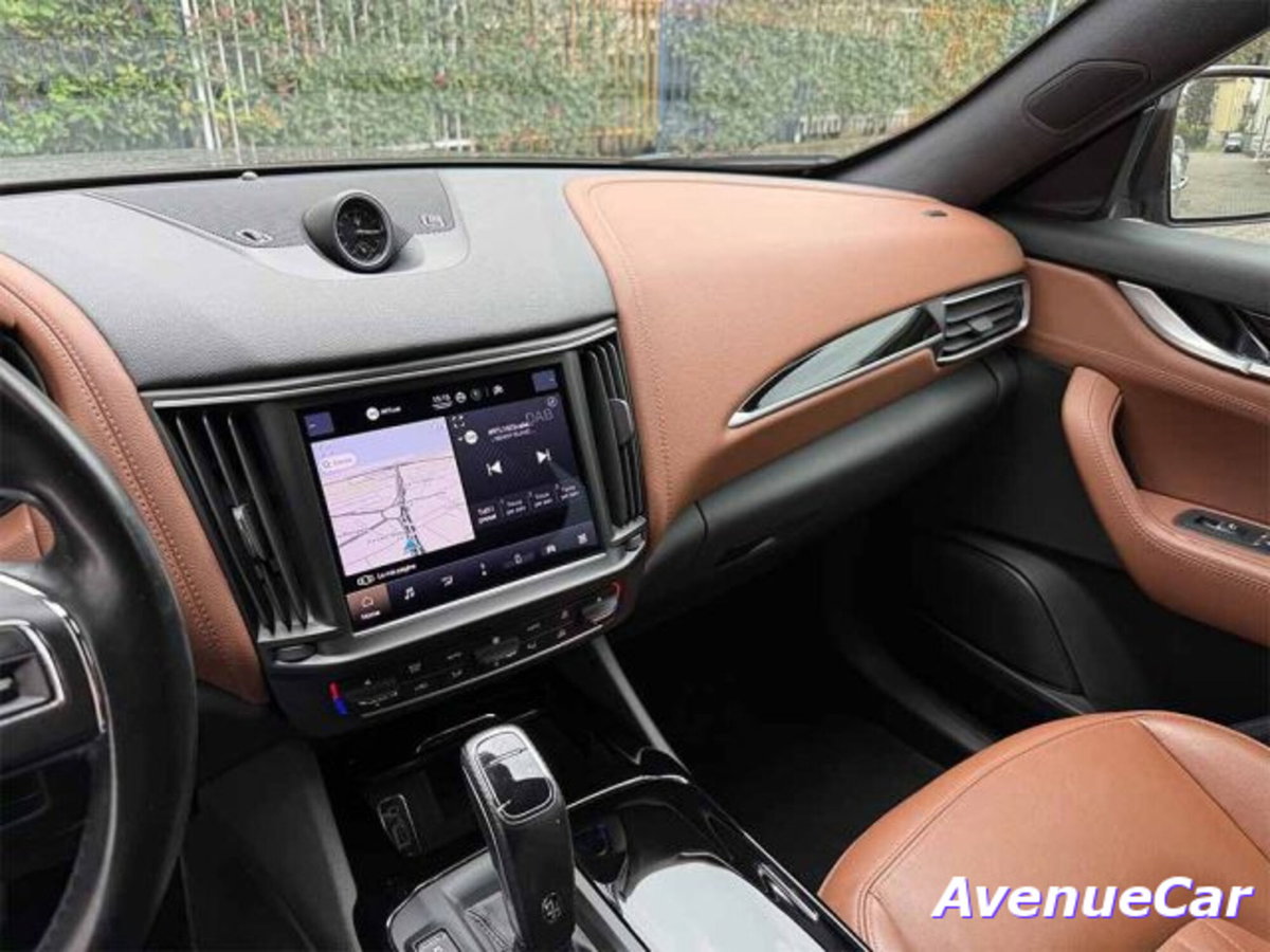 Maserati Levante Levante MHEV 330 CV AWD GT (11)