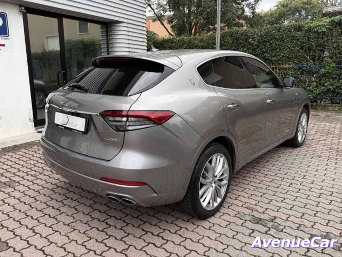 Maserati Levante Levante MHEV 330 CV AWD GT (5)