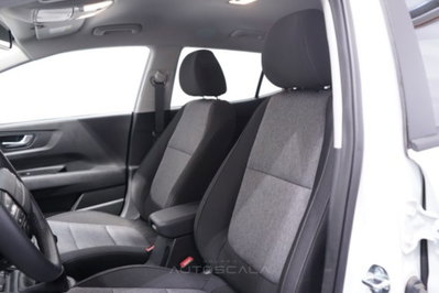 Kia Stonic 1.0 t-gdi mhev Style (11)